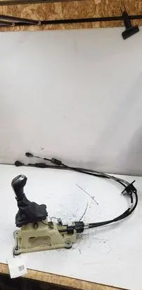 Volvo S60 Gear shifter/selector 4YTA086