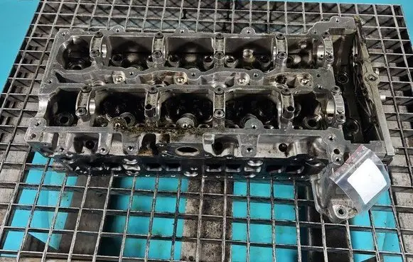 Mercedes-Benz E W212 Engine head IMPRK1487514