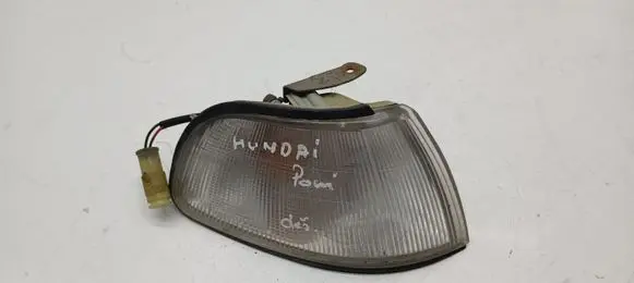 Hyundai Pony Front indicator light