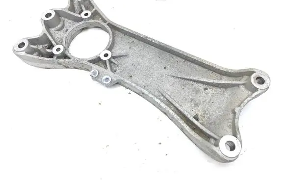 Maserati Ghibli Gearbox mounting bracket 670003632