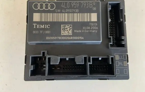 Audi Q7 4L Door control unit/module 4L0959793B 4L0910793B