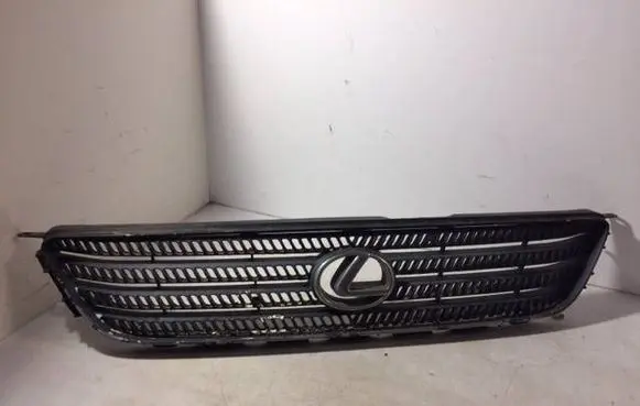 Lexus IS 200-300 Front grill 5310053010 5310053020 5311153020