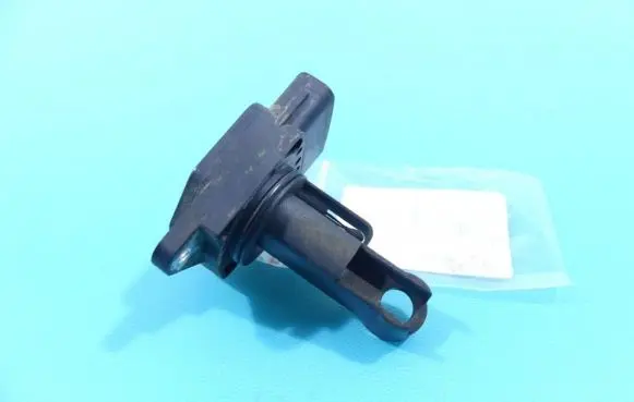 Toyota Auris 150 Mass air flow meter 22204-0N010 IMPRK1337068