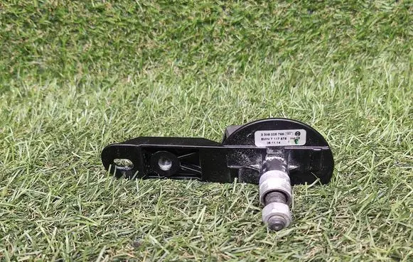 BMW 5 E60 E61 Rear window wiper mechanism 3398005798 7117878