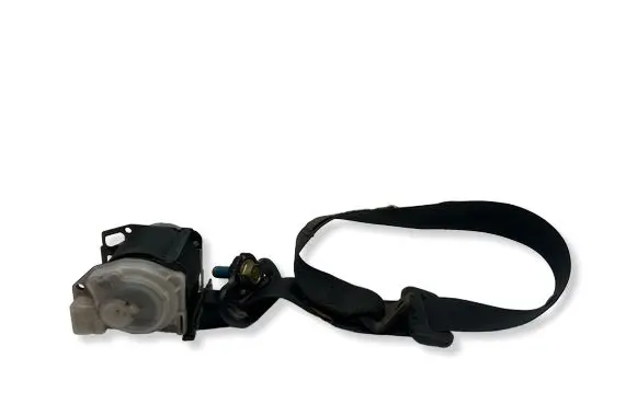 Mitsubishi Pajero Rear seatbelt N1527