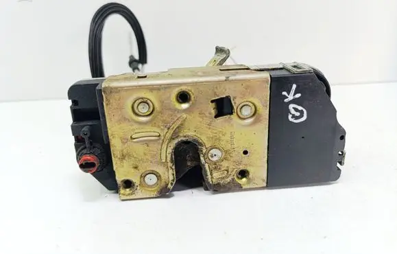 Peugeot 307 Rear door lock 
