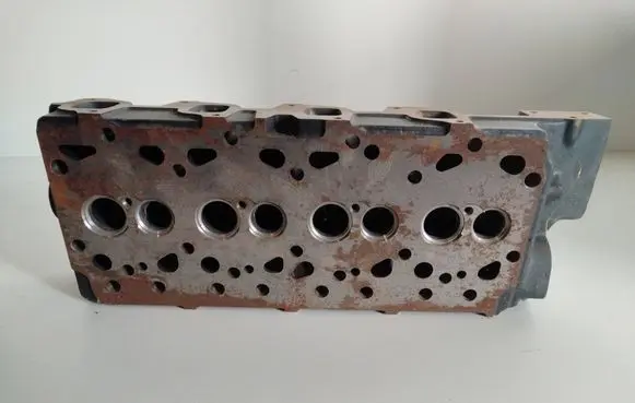Ford Transit Other cylinder head part 924F6050AB