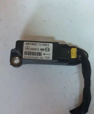Mercedes-Benz S W220 Airbag deployment crash/impact sensor 220820442608