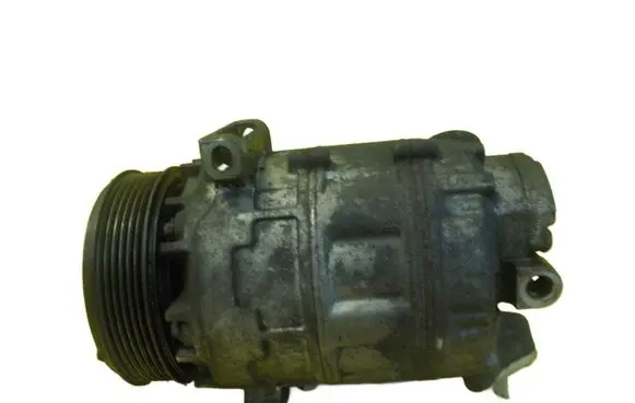 Renault Megane III Air conditioning (A/C) compressor (pump) 8200869742
