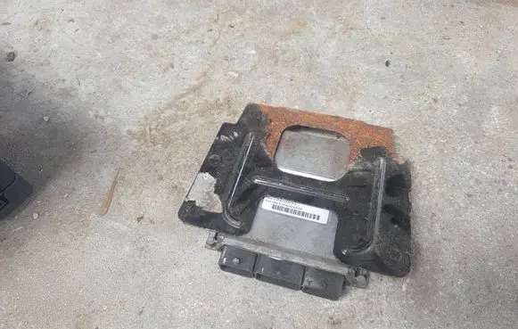 Peugeot 307 Engine control unit/module IAW48P236