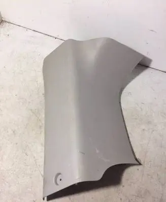 Citroen Berlingo (D)pillar trim (top) 9681034177