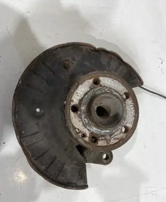 Mercedes-Benz Vito Viano W639 Front wheel hub spindle knuckle