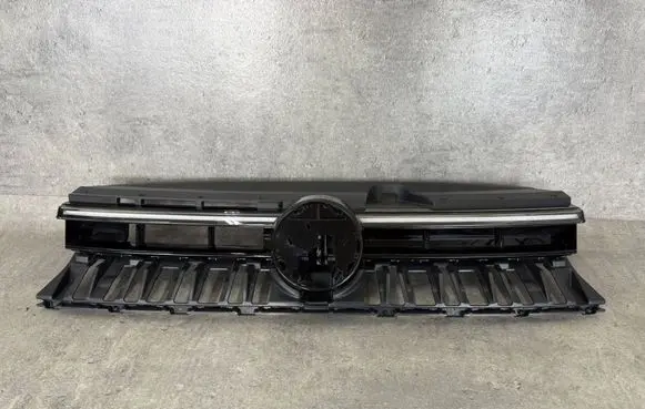 Volkswagen PASSAT B9 Front grill 3J0807221