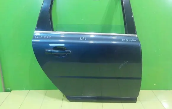 Volvo V70 Rear door PRAWE