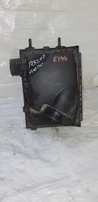 Opel Movano B Air filter box 8200751534