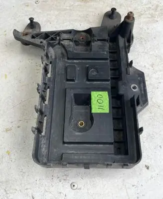 Volkswagen Golf IV Battery box tray 1K0915333C