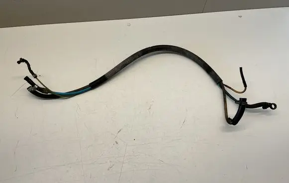 Volkswagen Transporter - Caravelle T4 Fuel line pipe 7D0201204N