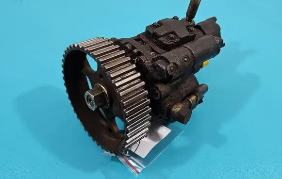Fuel injection high pressure pump
