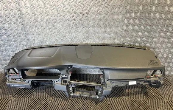 BMW 5 F10 F11 Dashboard 9166657