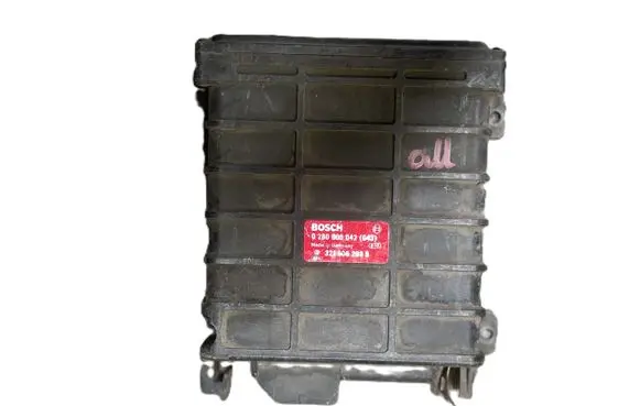 Volkswagen Golf II Engine control unit/module 321906263B