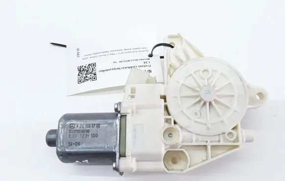 Mercedes-Benz E W212 Front door window regulator motor A2129066702