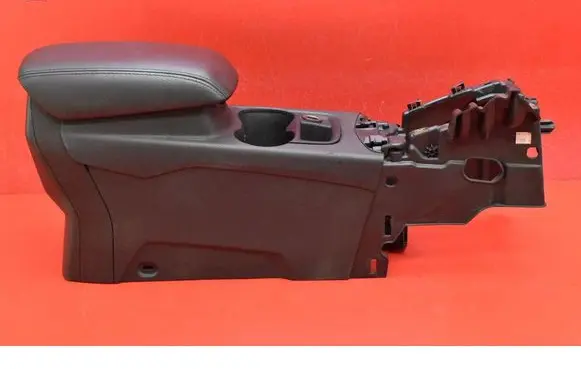 Ford Focus Center console 