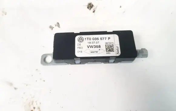 Volkswagen Touran I Antenna control unit 1t0035577P