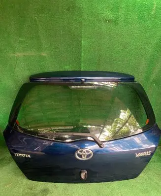 Toyota Yaris Tailgate/trunk/boot lid