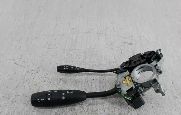 Mercedes-Benz C W203 Wiper turn signal indicator stalk/switch A2035450410