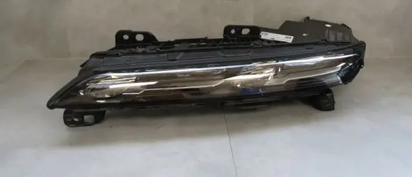 BMW 7 G70 LED Daytime headlight 9879935 40000051013178 1264C23000000