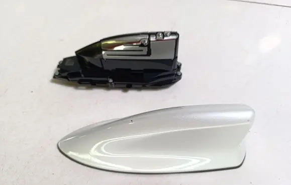 Toyota bZ4X Aerial GPS antenna 8A352071G