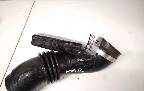 Subaru Outback Air intake hose/pipe