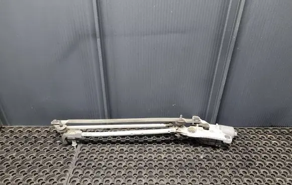 Volvo C30 Front wiper linkage and motor 31333189 3397021562