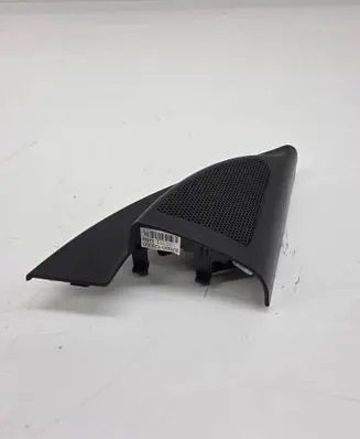 KIA Sorento Dash center speaker trim cover 87660C5000