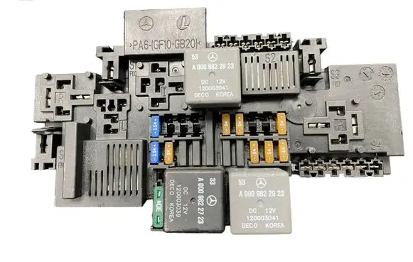 Mercedes-Benz C W205 Fuse module A2229063202