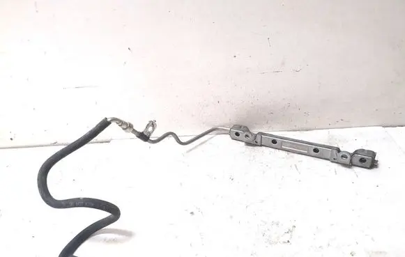 Toyota Avensis T270 Fuel main line pipe
