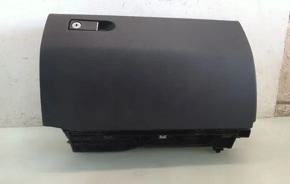 Mercedes-Benz E W212 Glove box A2126800291