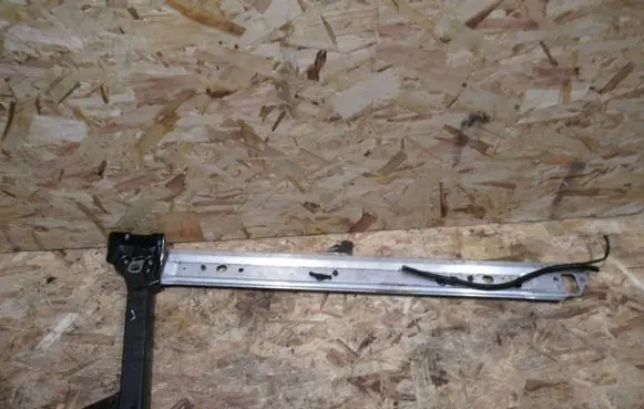 Renault Megane III Radiator support slam panel bracket 