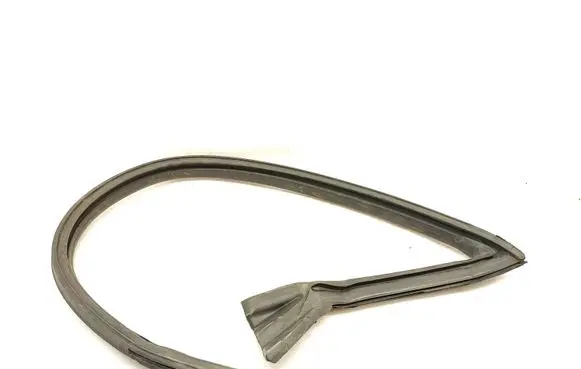 Ford Mustang VI Rubber seal front coupe door S550Z04L22