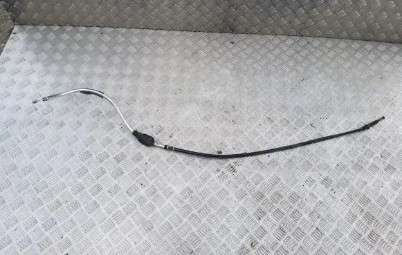 Handbrake/parking brake wiring cable