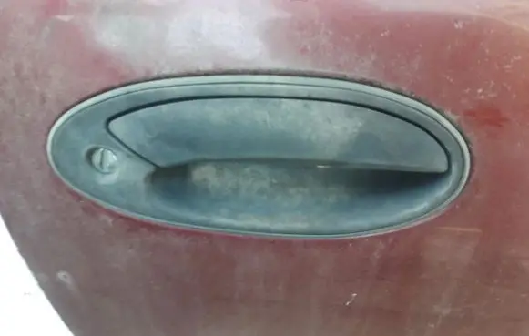 Mitsubishi Lancer Front door exterior handle VYSNIA