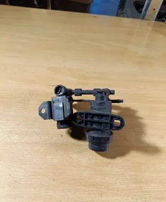 Ford Mondeo MK I Turbo solenoid valve 92AB9H465AA