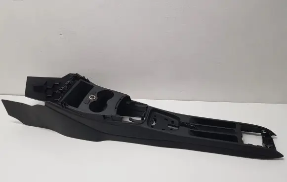 Volkswagen Polo V 6R Center console 6R0863241 6R0863243