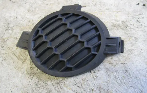 Nissan Micra Front fog light trim/grill 62257BC400