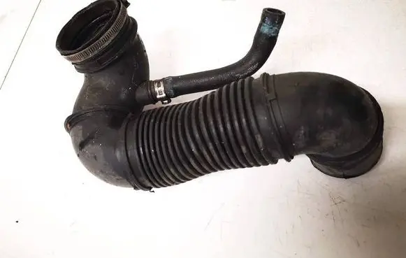 Peugeot 406 Air intake hose/pipe 9625832180