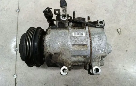Ford Focus Air conditioning (A/C) compressor (pump) 