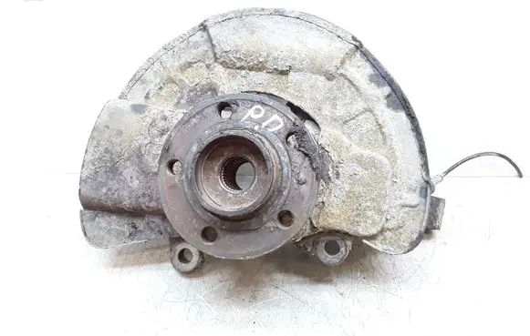 Volvo XC90 Front wheel hub spindle knuckle