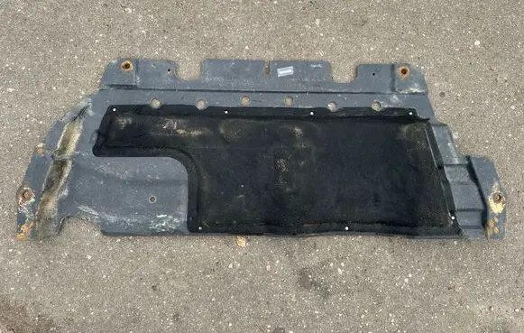 Nissan Patrol Y61 Engine splash shield/under tray 50841VB000