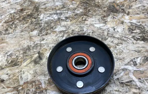 Mercedes-Benz SL R230 Belt tensioner pulley 