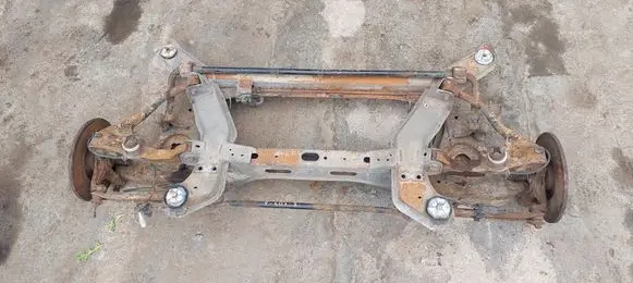 Peugeot 607 Rear subframe 
